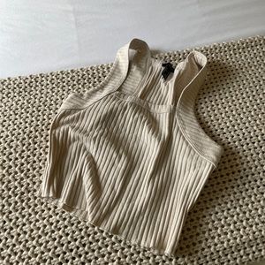 Forever 21 nude square neck cropped tank 🤍✨ perfect for the summer